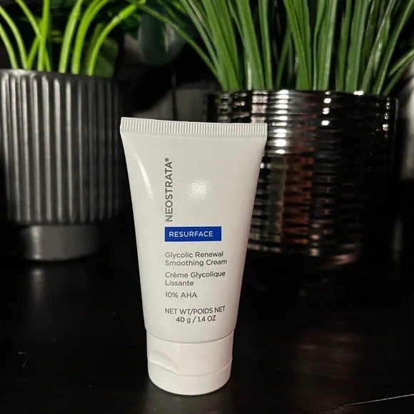 𝐍𝐞𝐨𝐬𝐭𝐫𝐚𝐭𝐚 𝐑𝐞𝐬𝐮𝐫𝐟𝐚𝐜𝐞 𝐏𝐫𝐨𝐝𝐮𝐜𝐭𝐬 - Picture 3 of 4